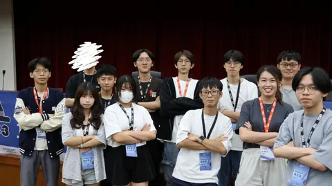 SITCON 工人在 AIS3 大合照