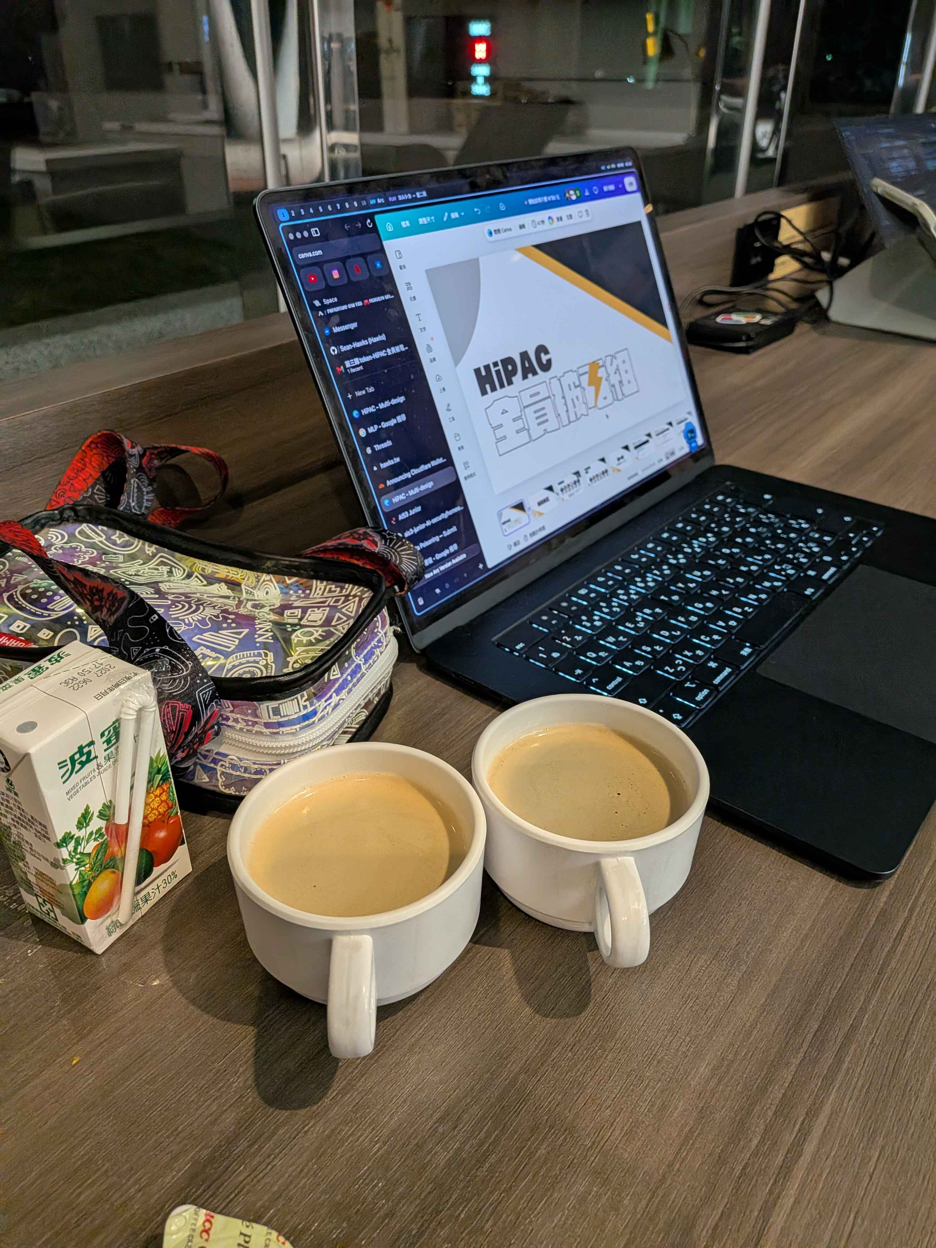 當天喝了四杯咖啡 orz